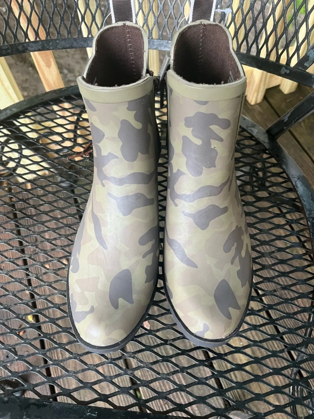 Lucky Brand Camo Basel H20 Side Notch Rain Boot‎ Size 6 NWT